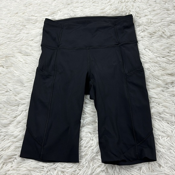 Lululemon Fast And Free Short 10" *Non-Reflective Black - Picture 1 of 6